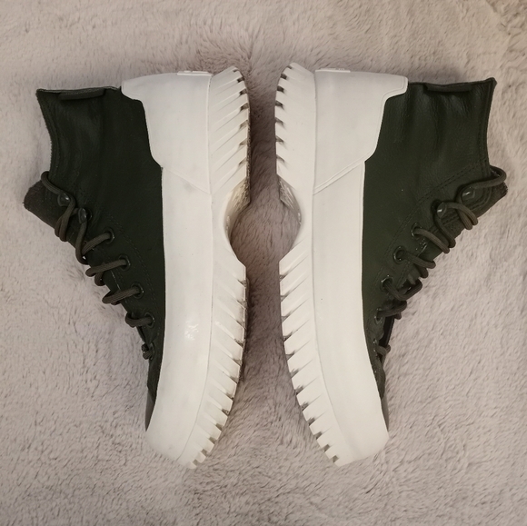 Converse Leather Unisex Cargo Green White Lugged Sole Moto Boho 2.0 High Top - Picture 2 of 9